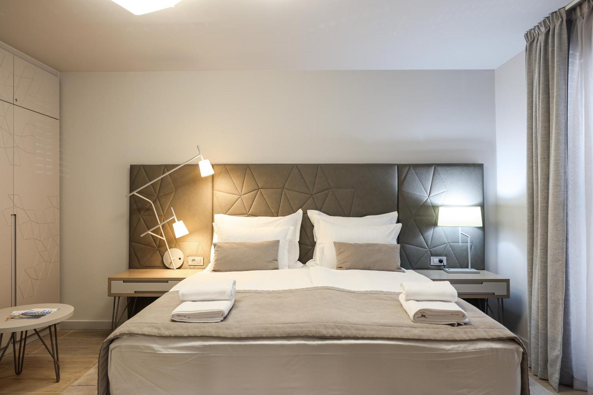 Arsenal Lofts Apartment Zadar Bagian luar foto