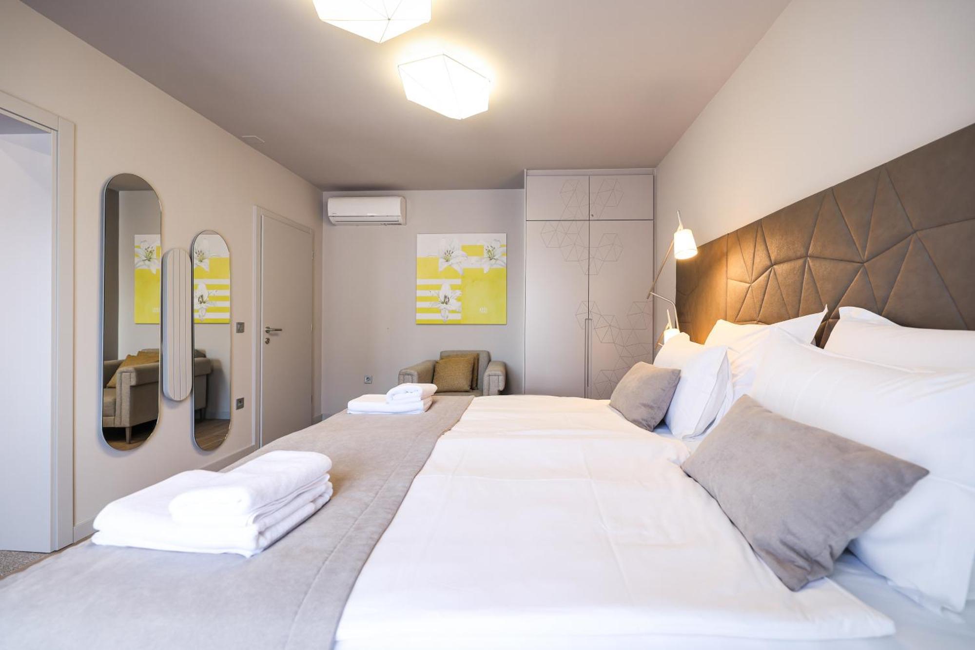 Arsenal Lofts Apartment Zadar Bagian luar foto
