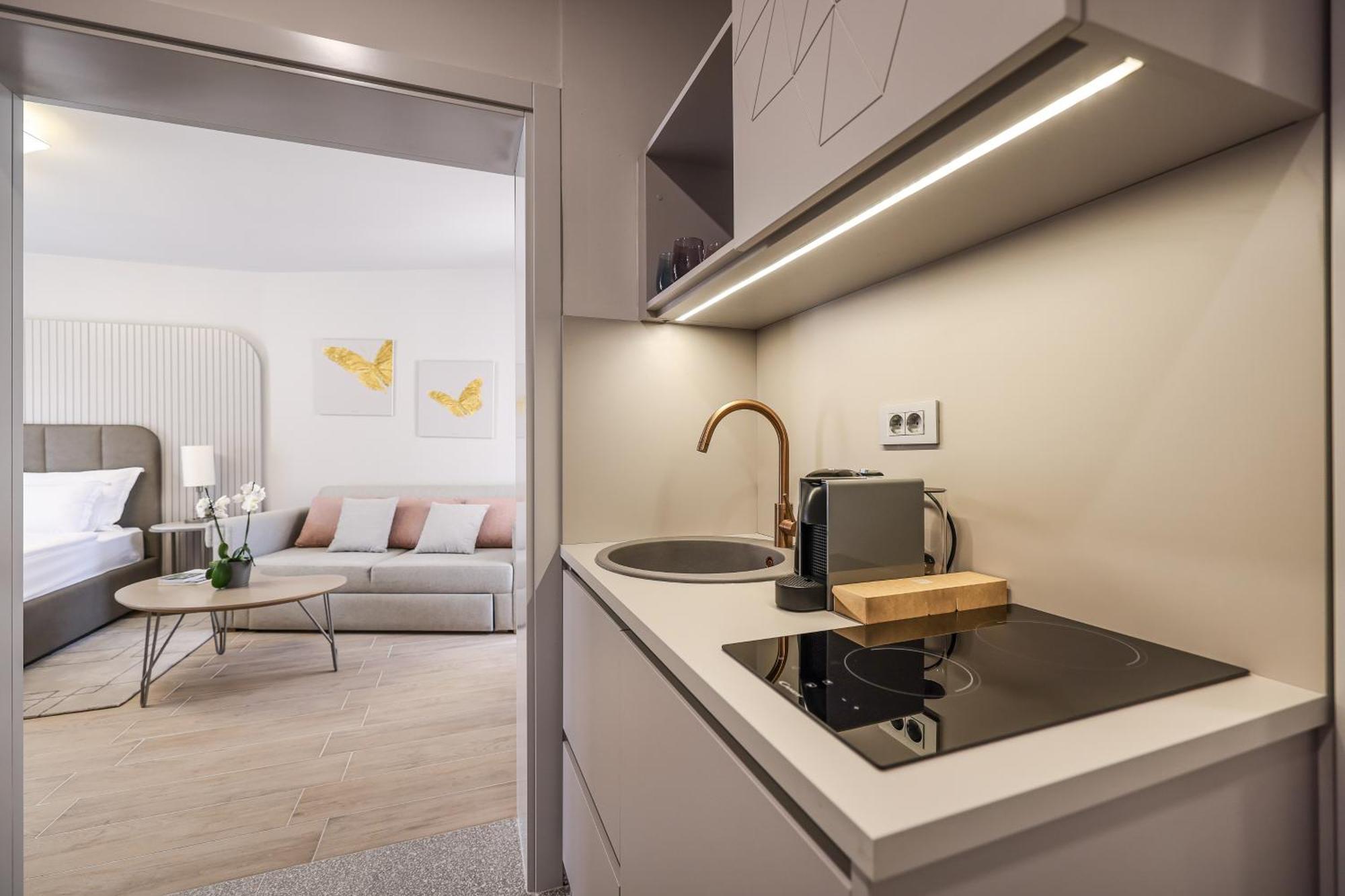 Arsenal Lofts Apartment Zadar Bagian luar foto